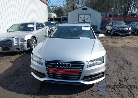 2015 Audi A7 3.0T Premium Plus z USA, uszkodzony, nr VIN WAU2GAFC3FN047513